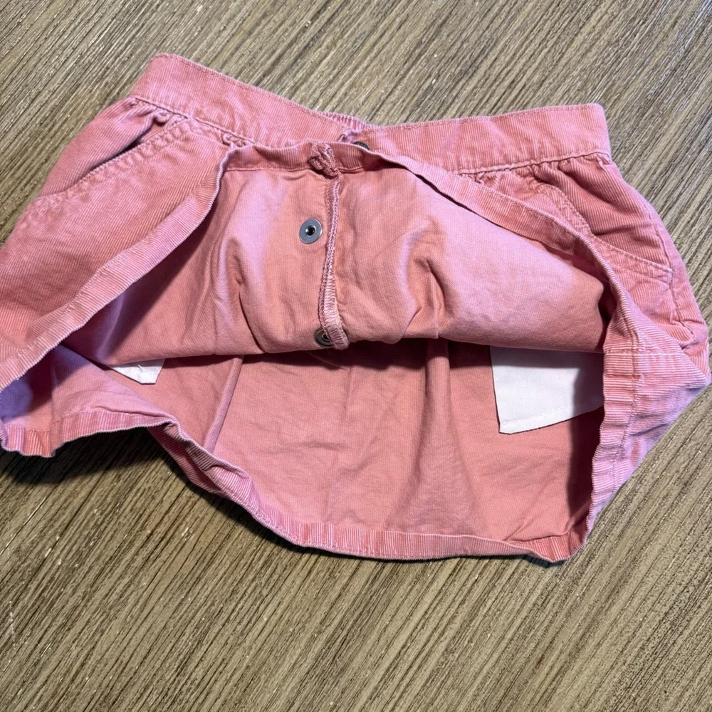 🔆‎ Bundle items 6 for $30 Oshkosh B'Gosh Girl's Corduroy Skirt